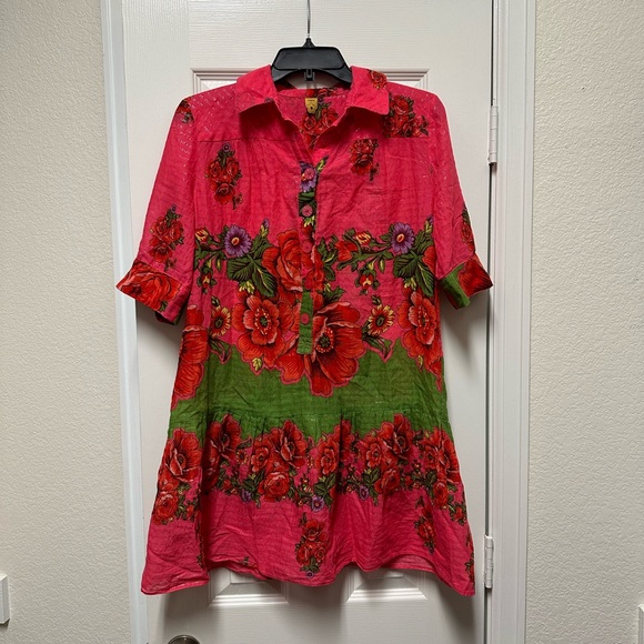 FARM Rio Tops - Farm Rio Garden floral print top size M